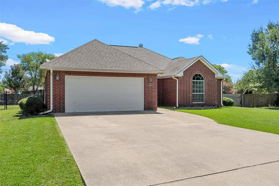 104 Frost Creek Avenue, Groesbeck, TX 76642 - #3