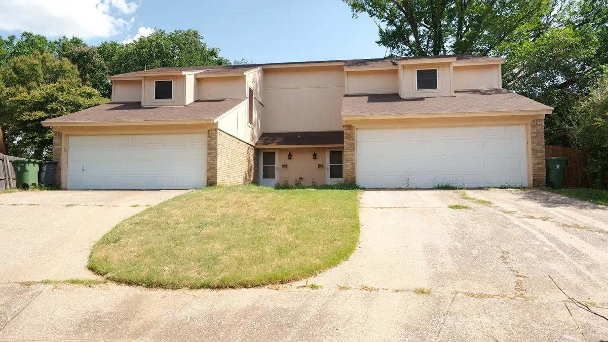 2010 W Sanford Street, Arlington, TX 76012 - #1