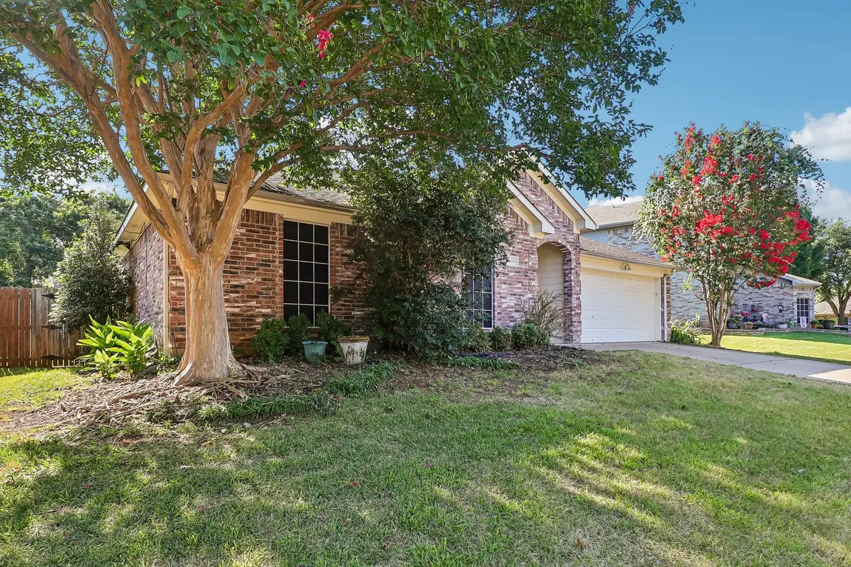 5609 Saddleback Road, Arlington, TX 76017 - #1