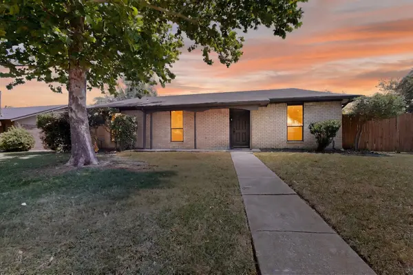 2839 Churchill Way, Garland, TX 75044