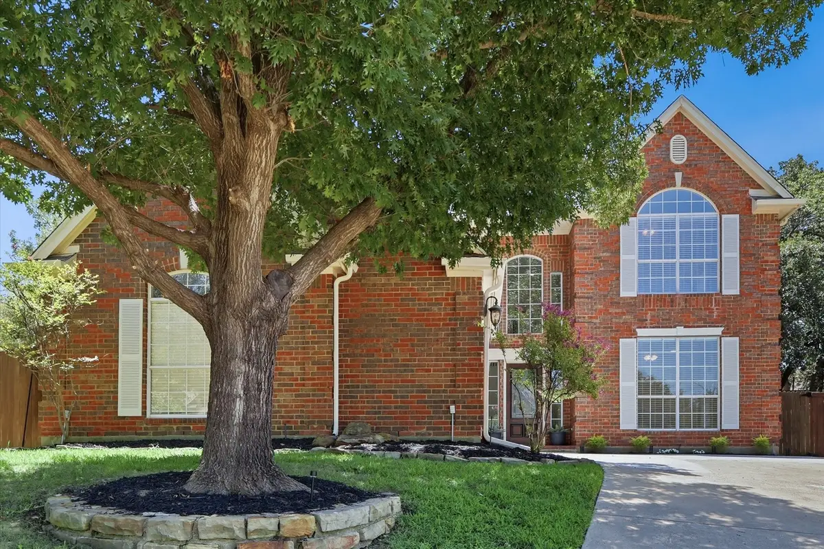 925 Hillside Court, Highland Village, TX 75077 - #1
