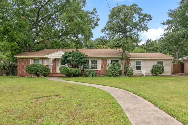 1604 Laurelwood Drive, Denton, TX 76209