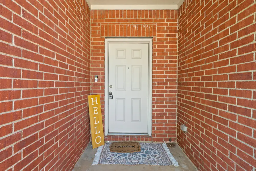 104 Holly Street, Waxahachie, TX 75165 - #3