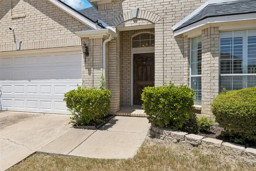 5787 Walnut Creek Drive, Fort Worth, TX 76137 - #3