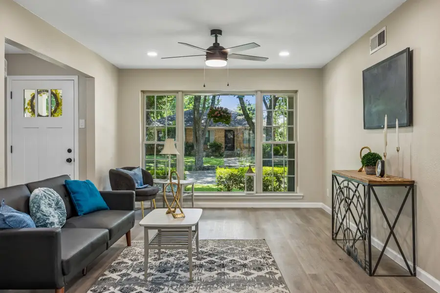 1725 Bardfield Avenue, Garland, TX 75041 - #2