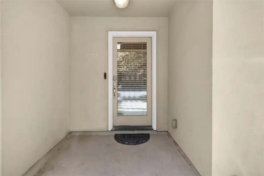 3915 Congress Avenue #200, Dallas, TX 75219 - #3