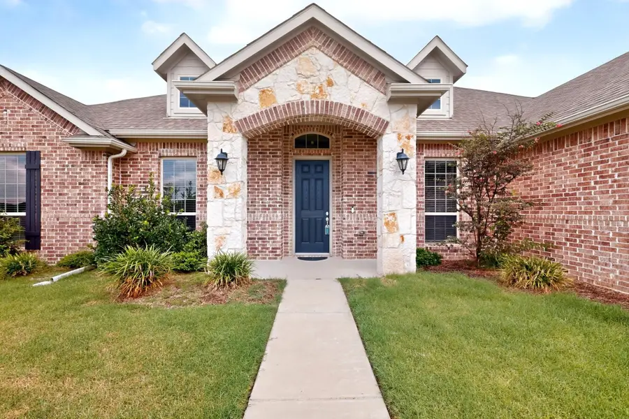 690 Serenity Lane, Red Oak, TX 75154 - #2
