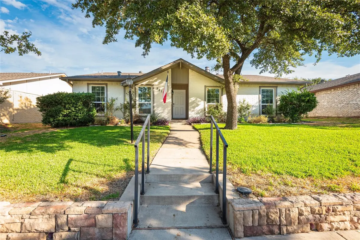 2211 Yewpon Drive, Carrollton, TX 75007 - #1