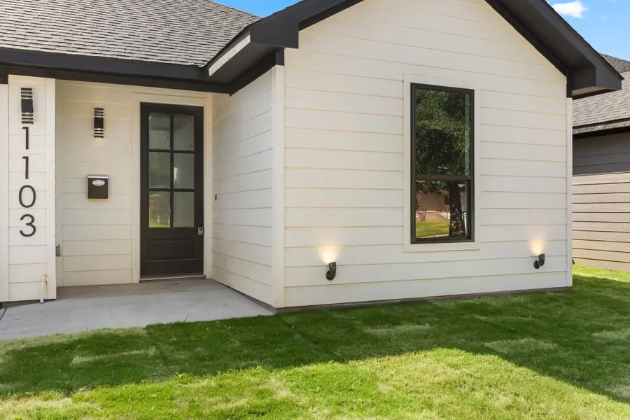 1103 Monroe Street, Wichita Falls, TX 76309 - #2