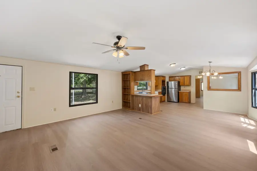 1027 Glen Brook Drive, Pecan Hill, TX 75165 - #3