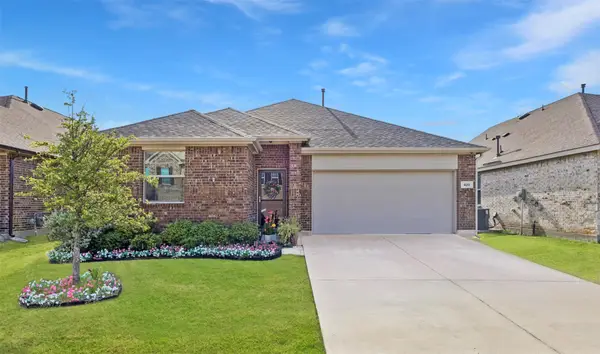 420 Holt Lane, Fate, TX 75087
