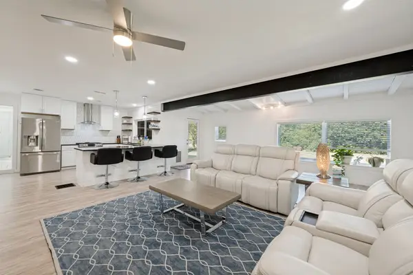 4708 Holiday Lane E, North Richland Hills, TX 76180