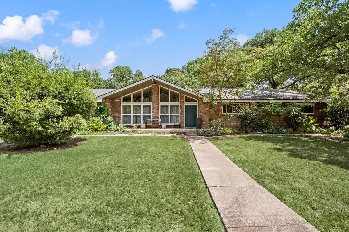 4104 Linkwood Drive, Euless, TX 76040 - #1