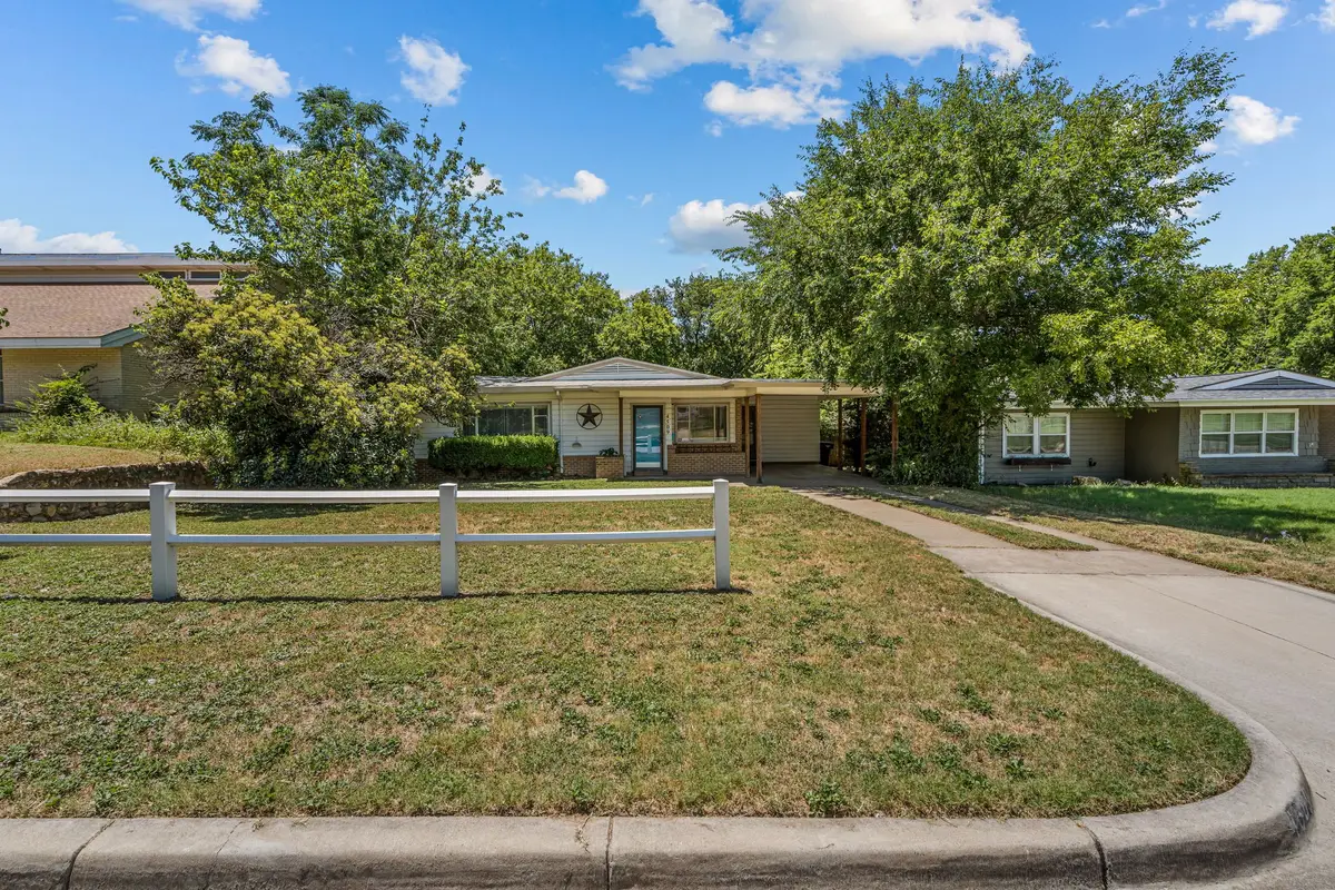 4509 Donnelly Avenue, Fort Worth, TX 76107 - #1