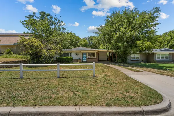 4509 Donnelly Avenue, Fort Worth, TX 76107