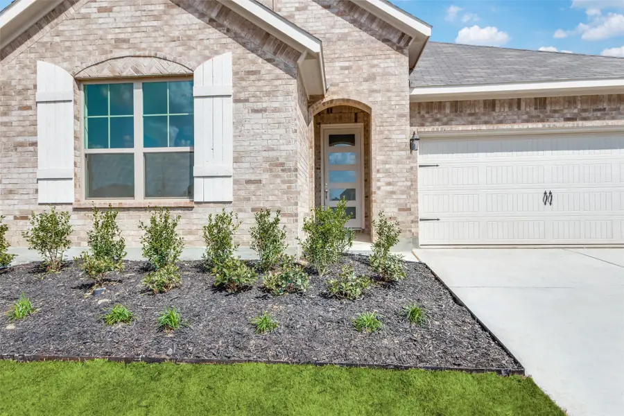 533 Hillcrest Circle, Justin, TX 76247 - #2