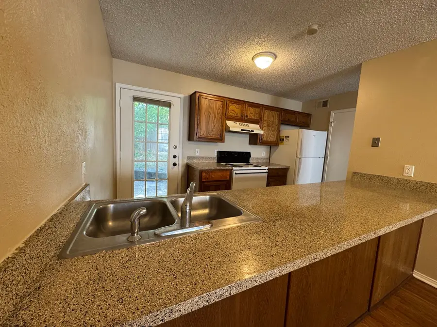 154 Austin Stone Drive, Duncanville, TX 75137 - #3