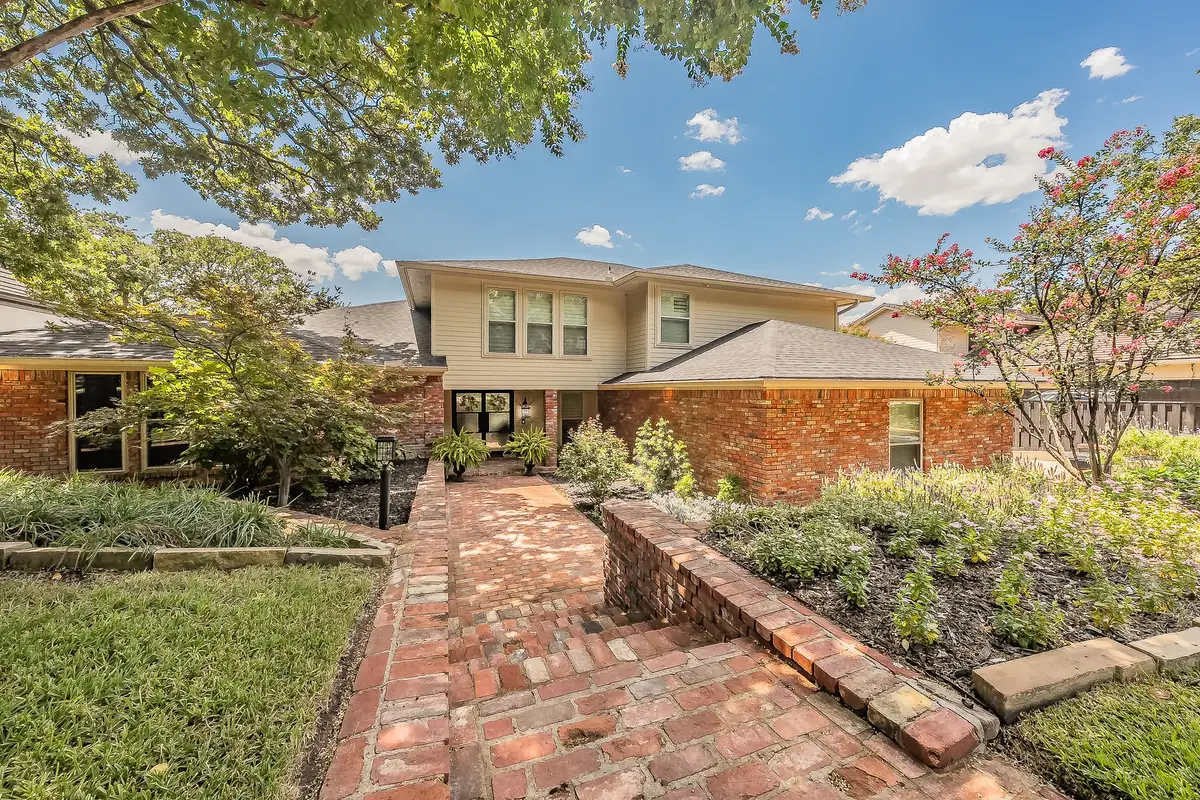 1406 Riverview Drive, Arlington, TX 76012 - #1