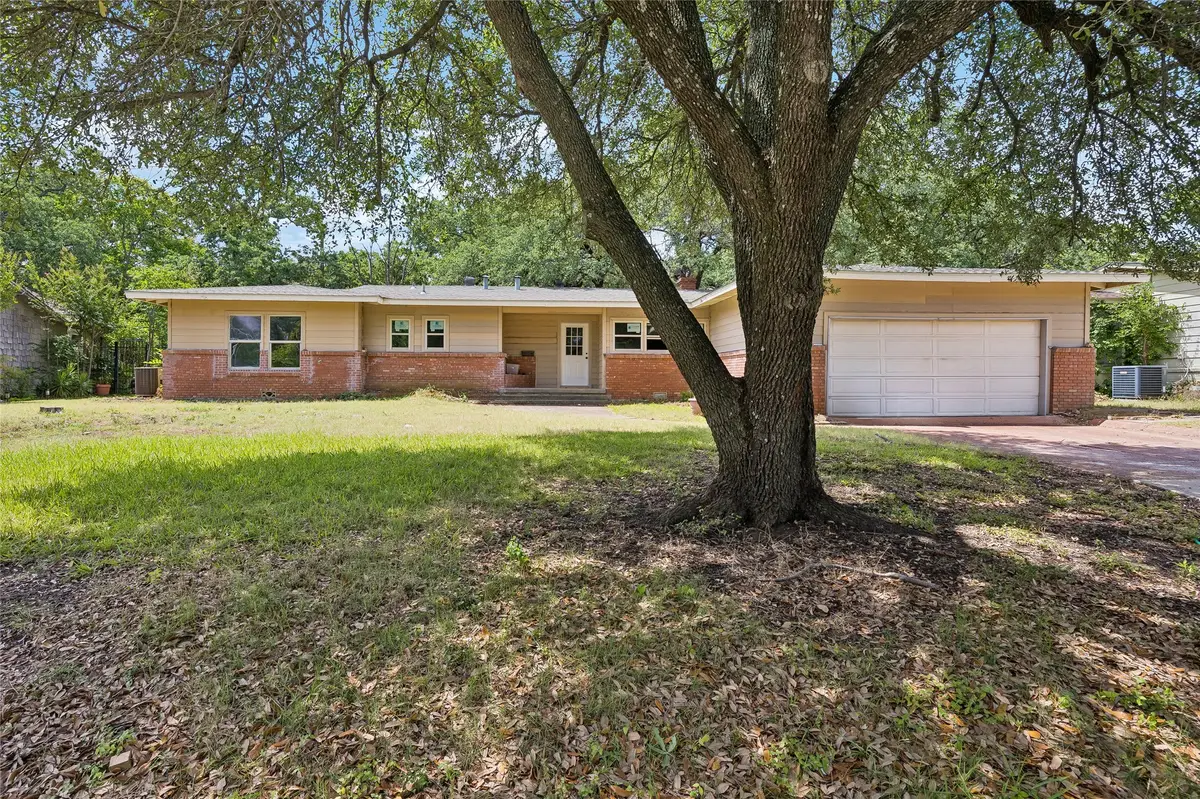 5104 Malinda Lane S, Fort Worth, TX 76112 - #1