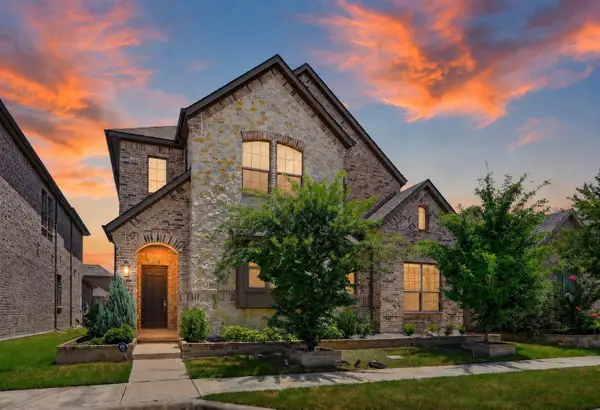 12728 Royal Oaks Lane, Farmers Branch, TX 75234