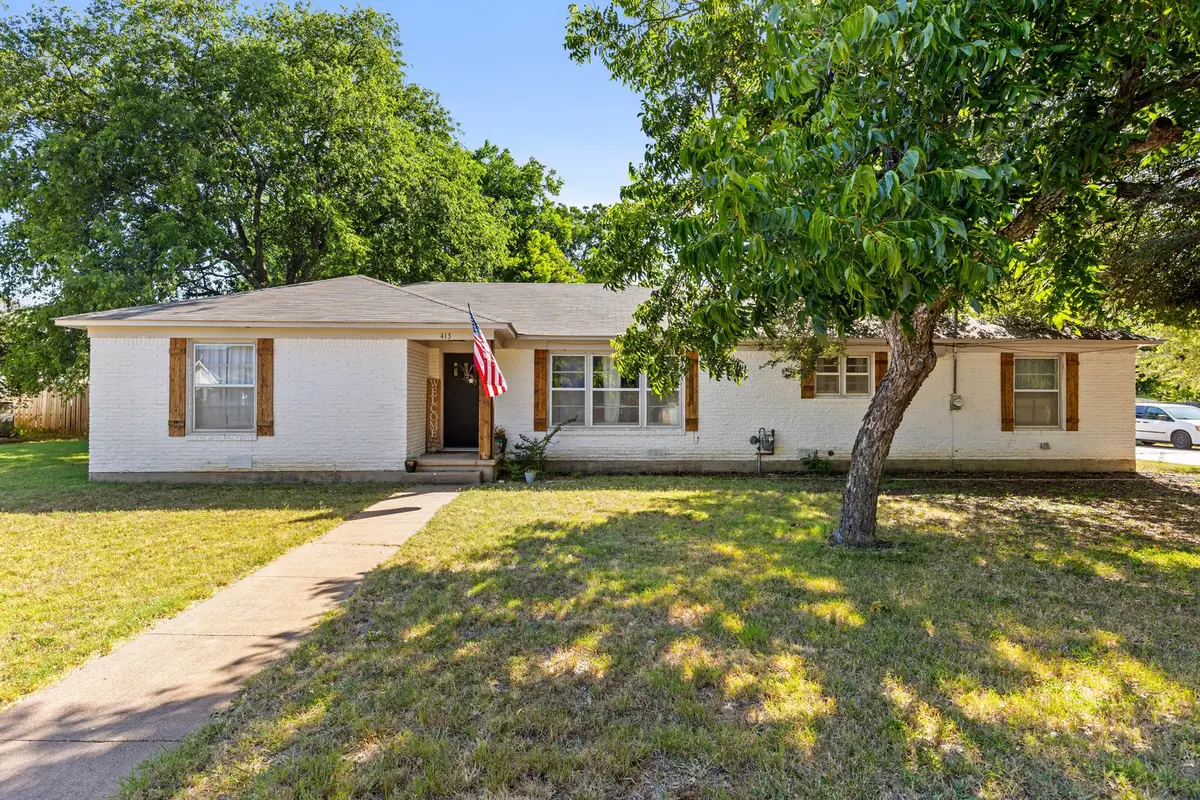 413 S Tyler Street, McGregor, TX 76657 - #1