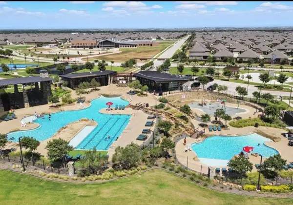 9809 Gooseneck Drive, Aubrey, TX 76227