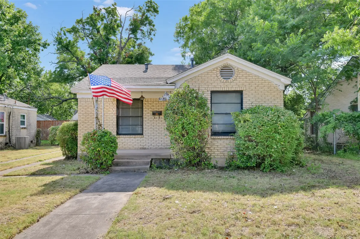 1125 N Riverside Drive, Fort Worth, TX 76111 - #1