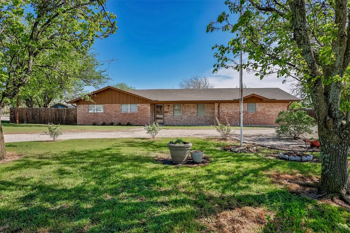 6989 W Fm 922, Era, TX 76238 - #1