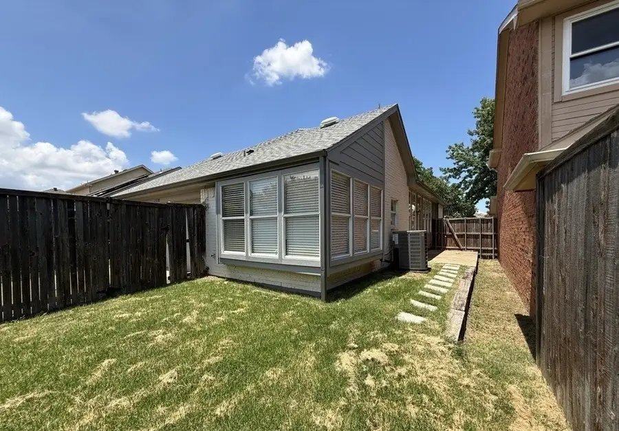 1338 Overlook Drive, Lewisville, TX 75067 - #2