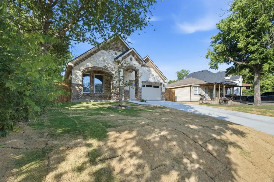 3220 25th Street, Fort Worth, TX 76106 - #3