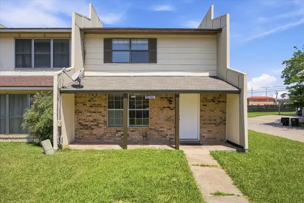 1828 Ridgeview Plaza, Mesquite, TX 75149
