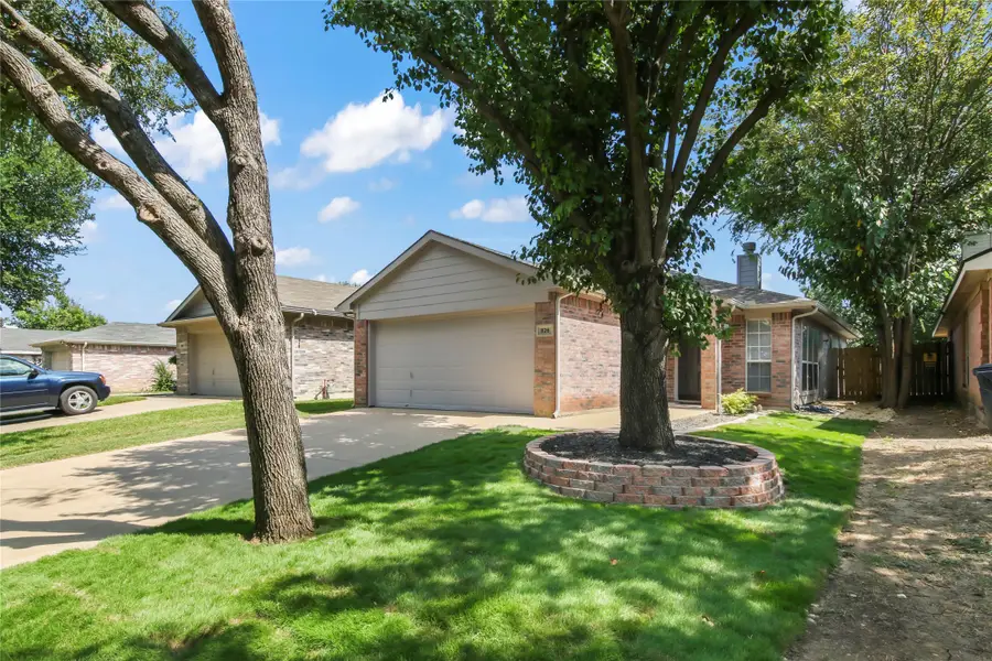 826 Savage Drive, Denton, TX 76207 - #3