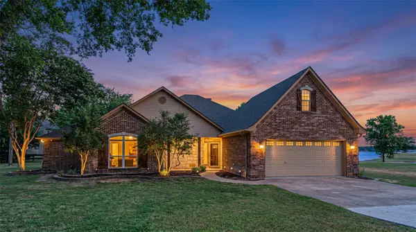 132 Seminole Trail, East Tawakoni, TX 75472