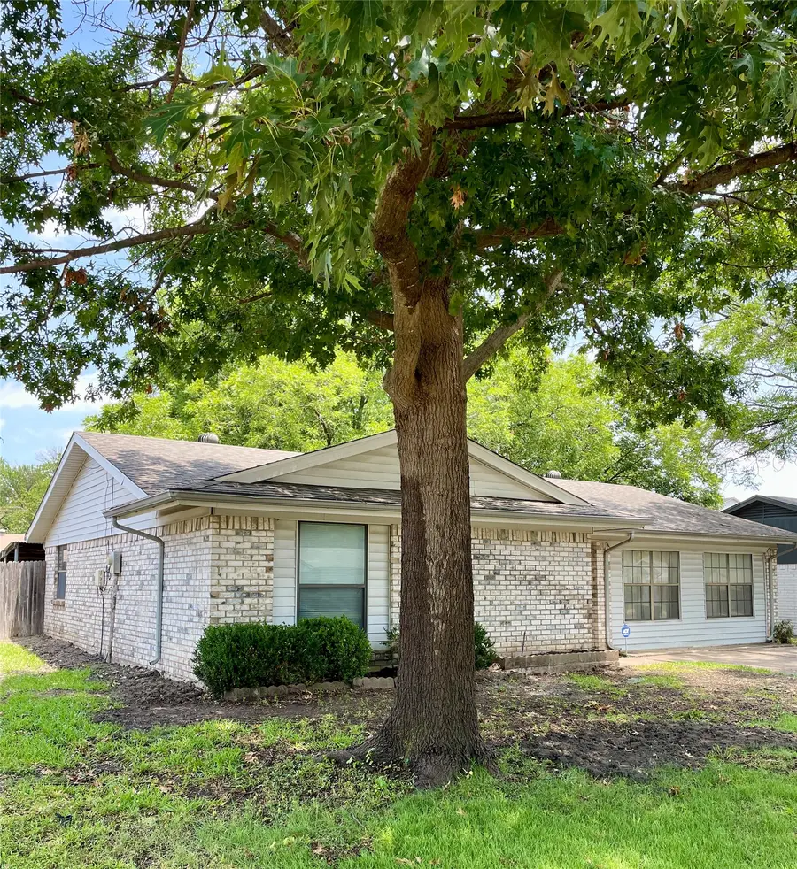 905 Northshore Drive, Garland, TX 75040 - #2