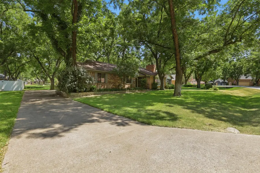 8708 S Monticello Circle, Granbury, TX 76049 - #2