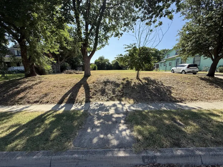 2609 College Avenue, Fort Worth, TX 76110 - #3