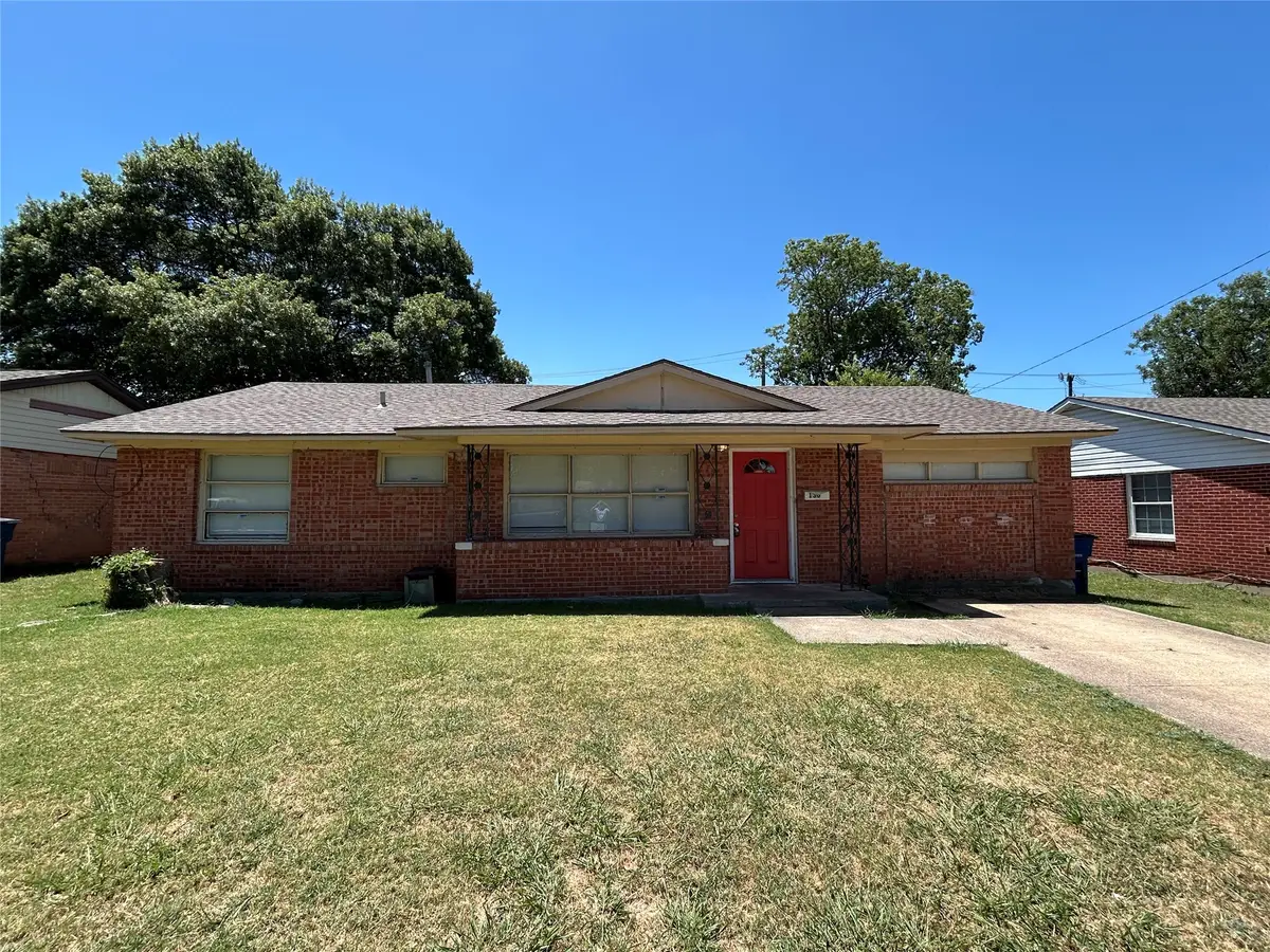 130 W Cherry Point Drive, Dallas, TX 75232 - #1