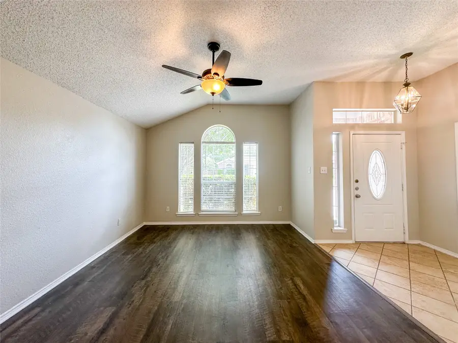 10245 Brea Canyon Road, Fort Worth, TX 76108 - #3