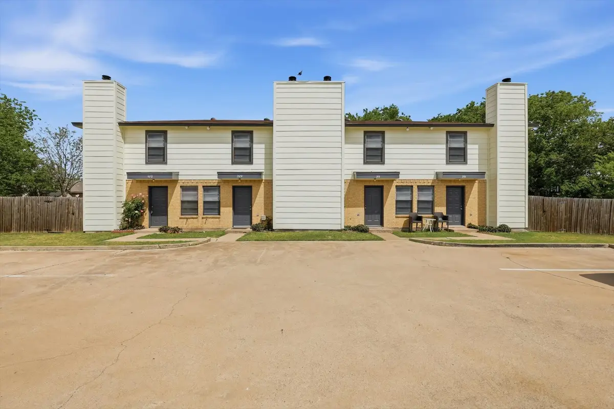316 Cambridge Drive, Saginaw, TX 76179 - #1