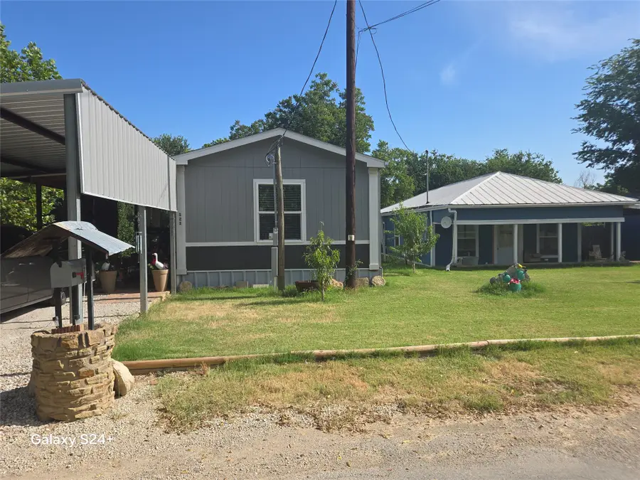 121 Peach, Graford, TX 76449 - #2