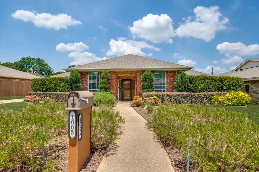 1005 De Pauw Drive, Arlington, TX 76012 - #2