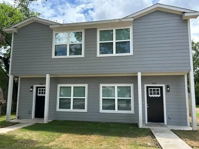 406 E Bonham Street, Tom Bean, TX 75491 - #3