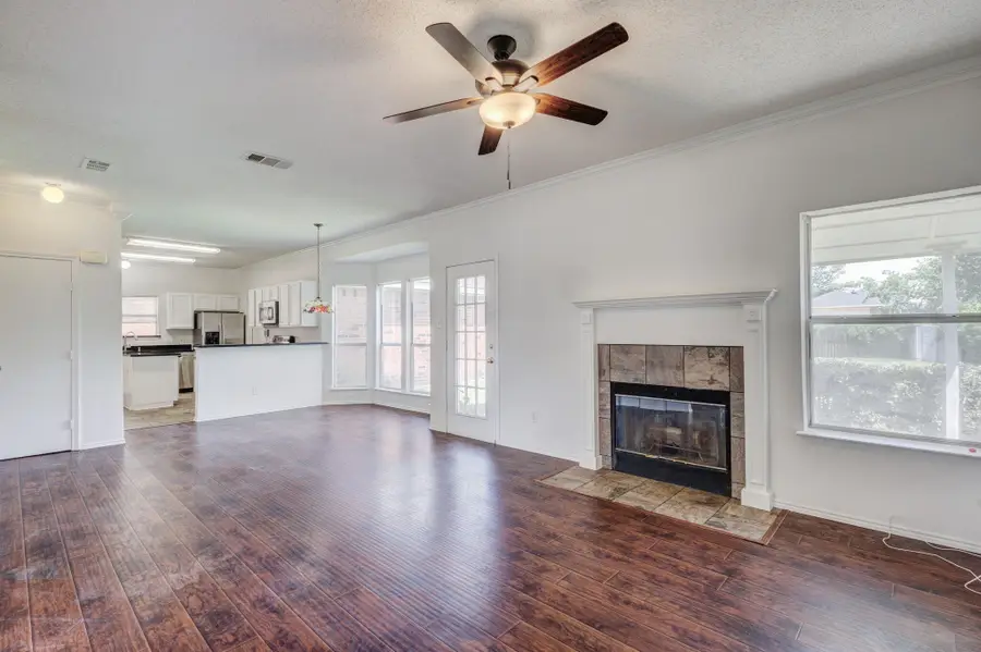 811 Valleycreek Road, Mesquite, TX 75181 - #3