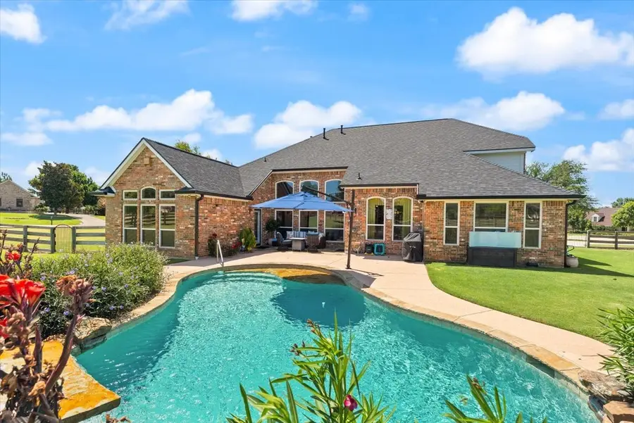 8101 Oak Creek Lane, Denton, TX 76208 - #2