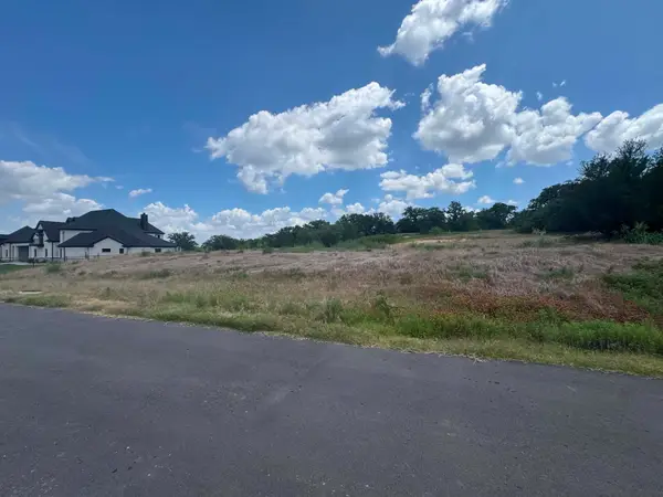 1013 Andy Ranch Court, Azle, TX 76020
