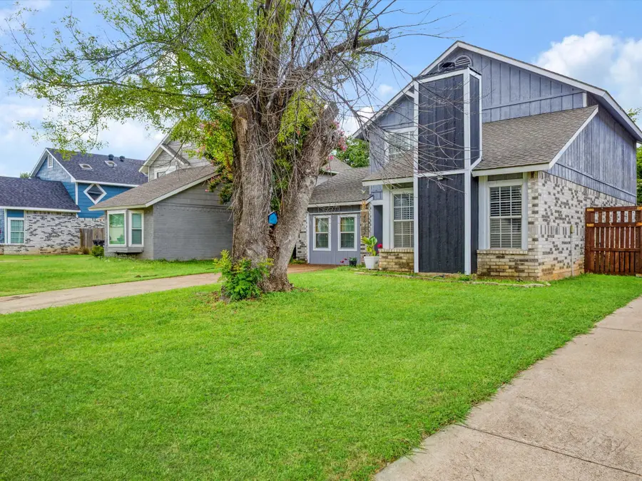 4632 Bracken Drive, Fort Worth, TX 76137 - #2
