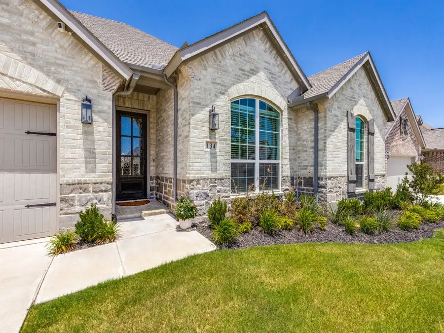 134 Sandie Drive, Rhome, TX 76078 - #2