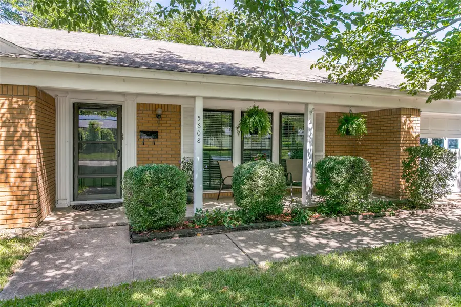 5608 Whitman Avenue, Fort Worth, TX 76133 - #2