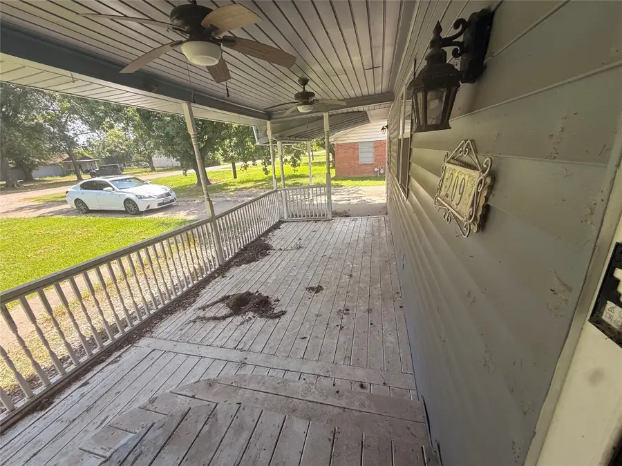 209 Lone Star Road, Trinidad, TX 75163 - #2