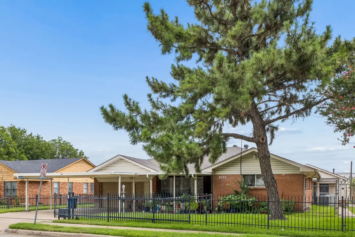 2122 S Vernon Avenue, Dallas, TX 75224 - #1